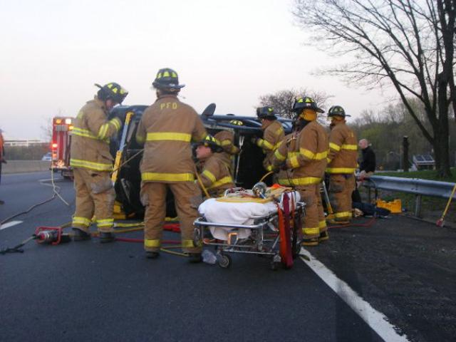 4/22/08 - Motor Vehicle Accident / Extrication 